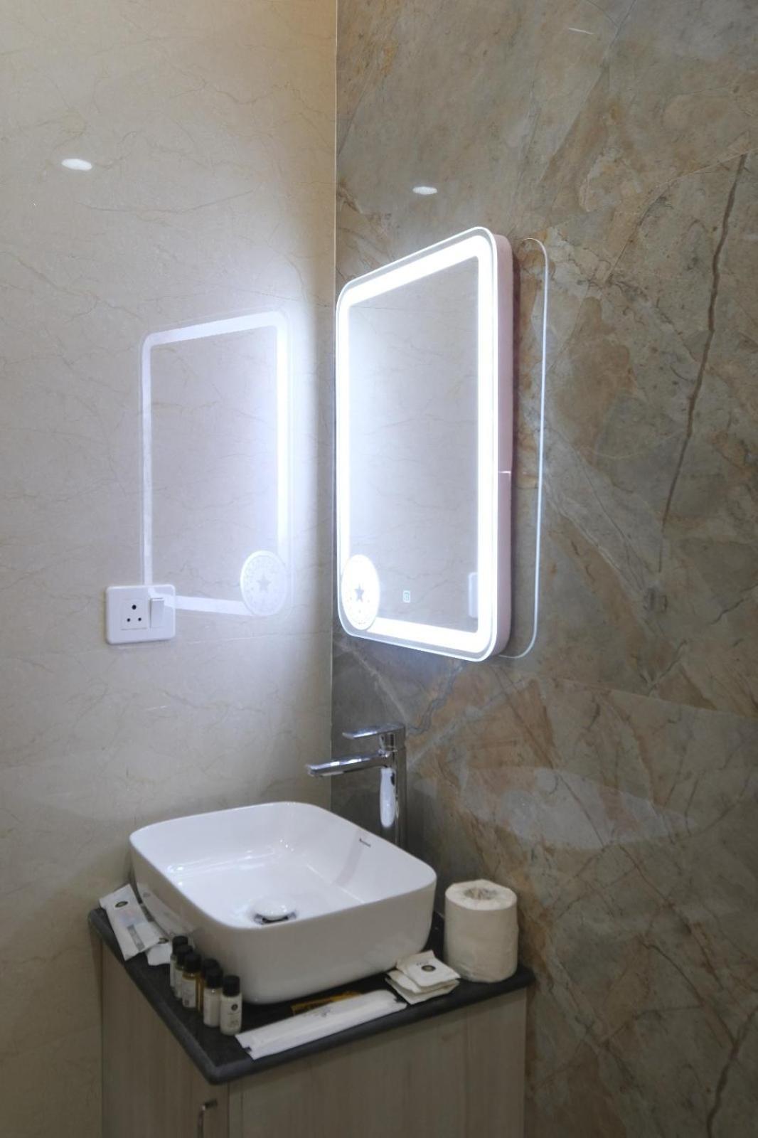 Hotel Sudarshan Ayodhya エクステリア 写真